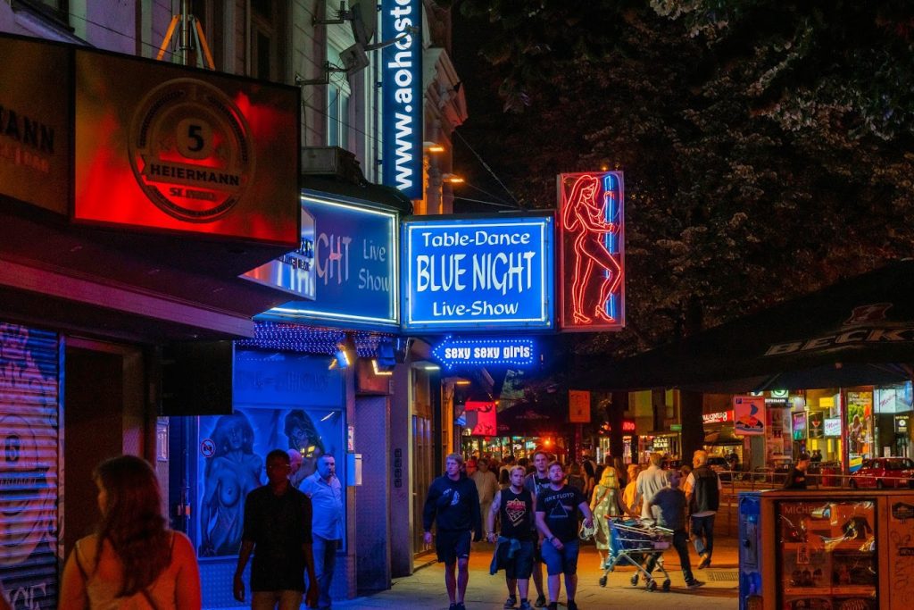 Lavida American Tabledance Bar - Kassel List of Top 20 StripClubs in Germany (18+) Best Strip Clubs
